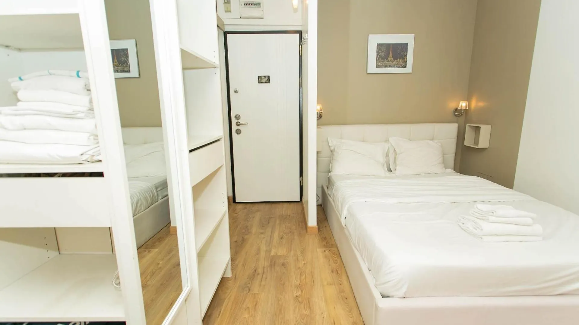 Champs Elysees & Arc De Triomphe - Studio - Cityapartmentstay * Paris