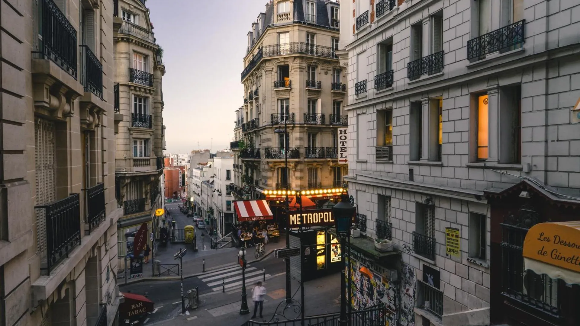 Champs Elysees & Arc De Triomphe - Studio - Cityapartmentstay *